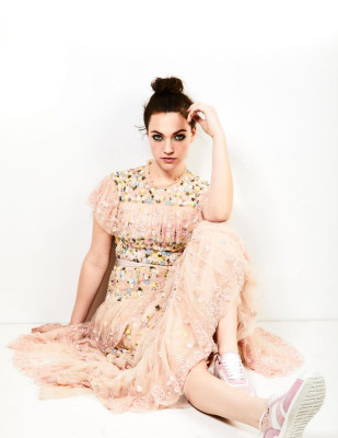 Violett Beane pic #1093284