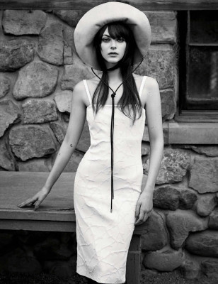 Vittoria Ceretti pic #1090220
