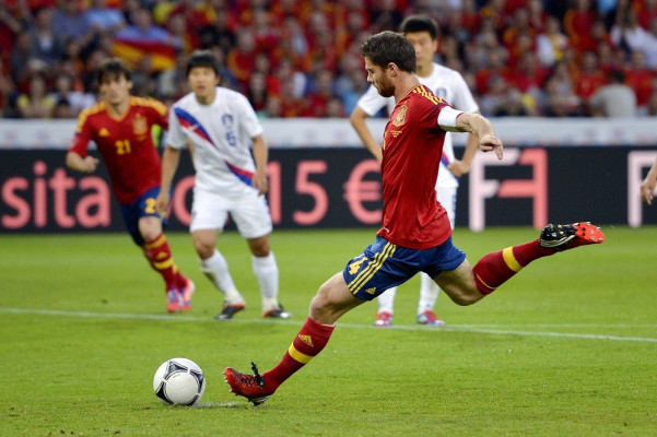 Xabi Alonso pic #497328