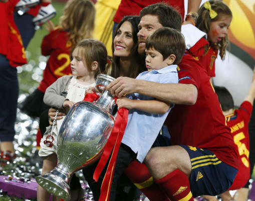 Xabi Alonso pic #506027