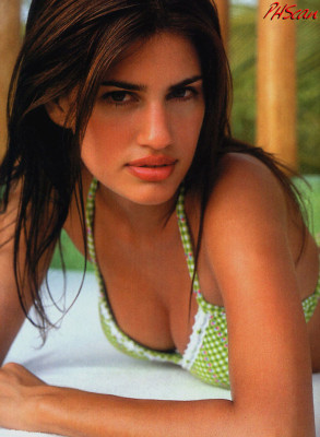 Yamila Diaz Rahi pic #1910
