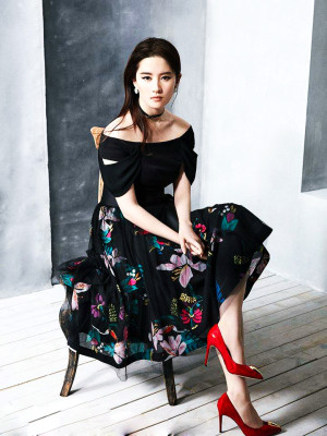 Yifei Liu pic #1120320