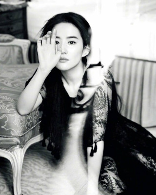 Yifei Liu pic #1120358