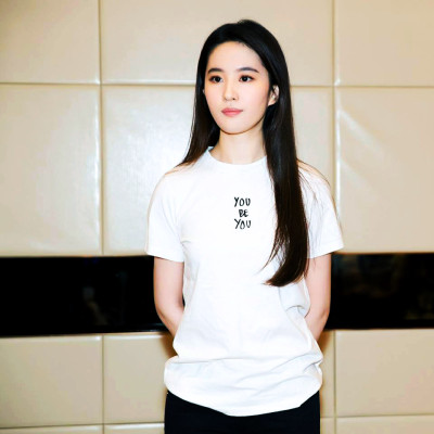 Yifei Liu pic #1120399