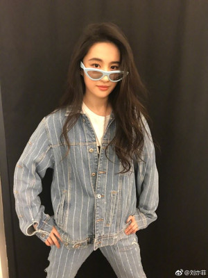 Yifei Liu pic #1120265