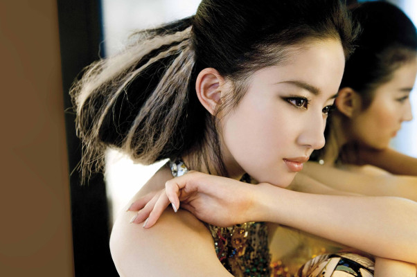 Yifei Liu pic #242368