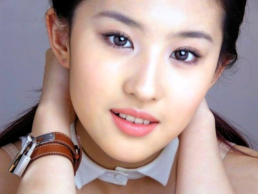 Yifei Liu pic #1120360