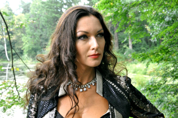 Yulia Takshina pic #1070012