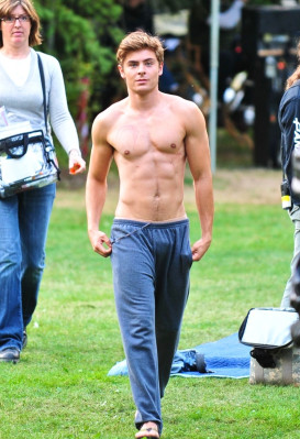 Zac Efron pic #181630