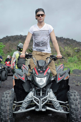 Zac Efron pic #570223