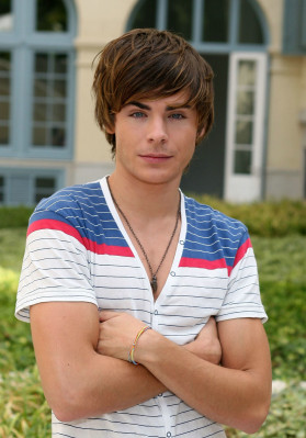 Zac Efron pic #189828