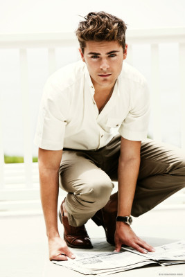 Zac Efron pic #281981