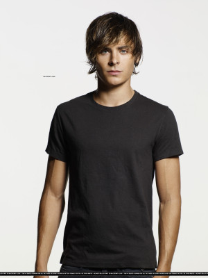 Zac Efron pic #136892