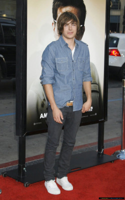 Zac Efron pic #169872