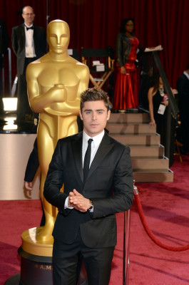 Zac Efron pic #677745