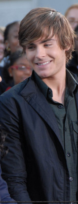 Zac Efron pic #134241