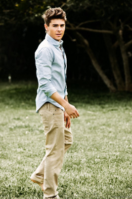 Zac Efron pic #305468