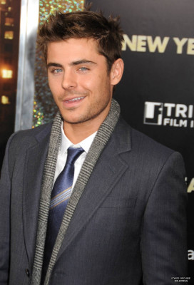 Zac Efron pic #667290