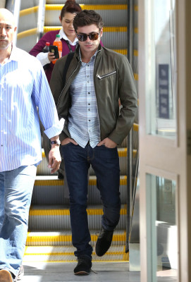 Zac Efron pic #635020