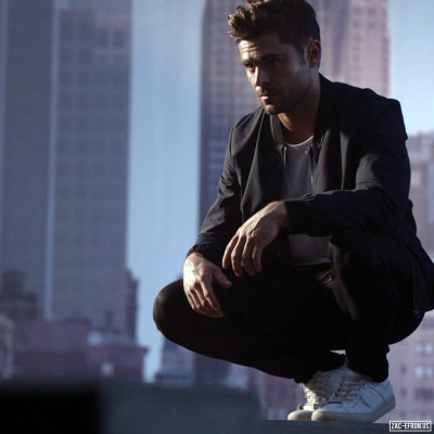 Zac Efron pic #923430