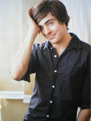 Zac Efron pic #146399