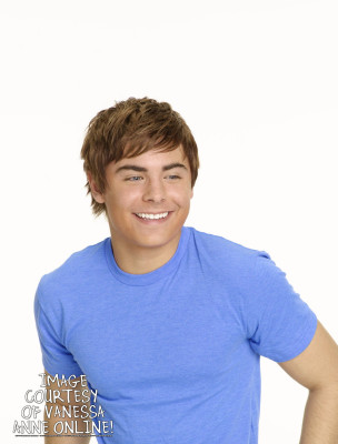 Zac Efron pic #130002