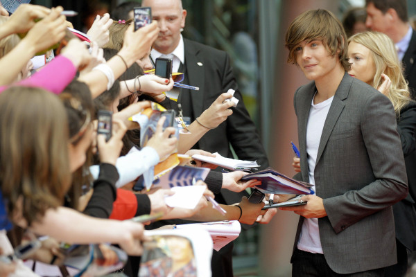 Zac Efron pic #150466