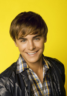 Zac Efron pic #559237