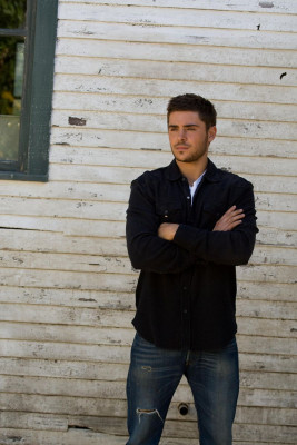 Zac Efron pic #543193