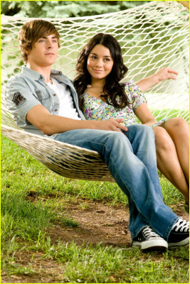 Zac Efron pic #549863