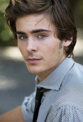 Zac Efron pic #214550