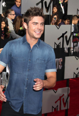 Zac Efron pic #691287