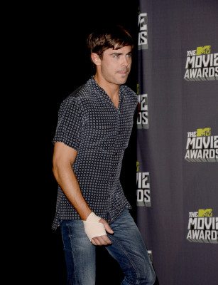 Zac Efron pic #667472