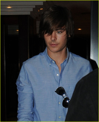 Zac Efron pic #144100