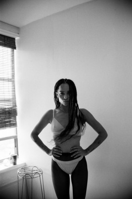 photo 23 in Zoe Kravitz gallery [id1308690] 2022-08-31 00:00:00