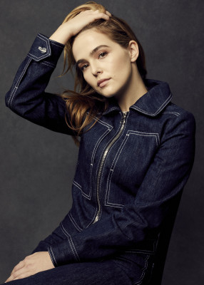 Zoey Deutch pic #1248493