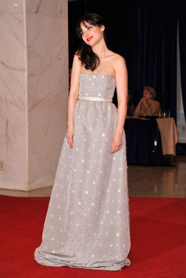 photo 13 in Zooey Deschanel gallery [id483219] 2012-05-01 00:00:00