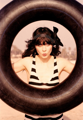 Zooey Deschanel pic #144193