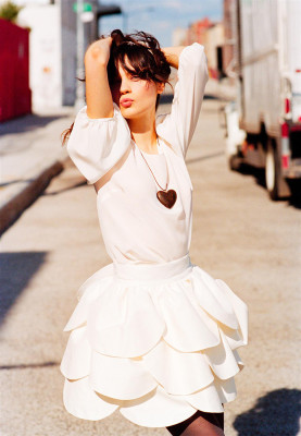 Zooey Deschanel pic #144188