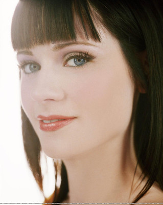 Zooey Deschanel pic #159616
