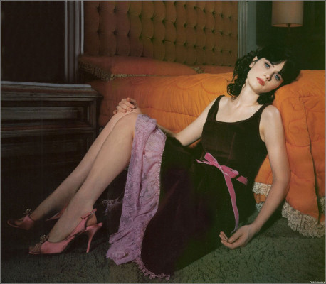 photo 12 in Zooey gallery [id114740] 2008-11-05 00:00:00