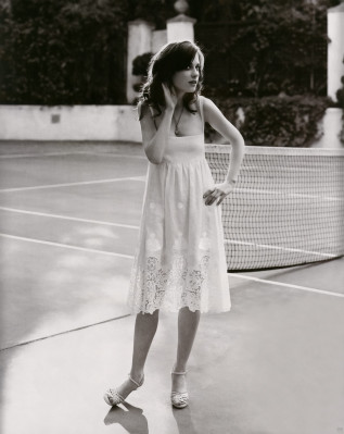 photo 25 in Zooey Deschanel gallery [id107779] 2008-08-19 00:00:00