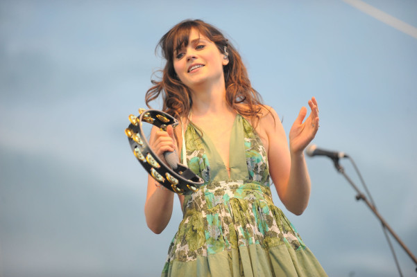 Zooey Deschanel pic #685879