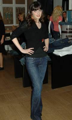Zooey Deschanel pic #206448