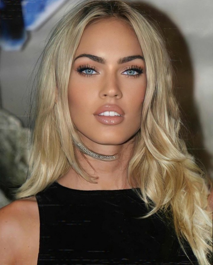 MEGAN FOX!NEW LOOK!BLOND