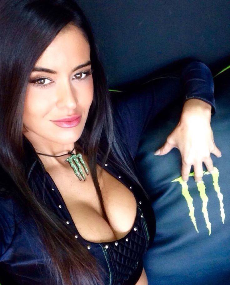 EVA PADLOCK,Monsterenergy,Paddock Girl and... ^_^