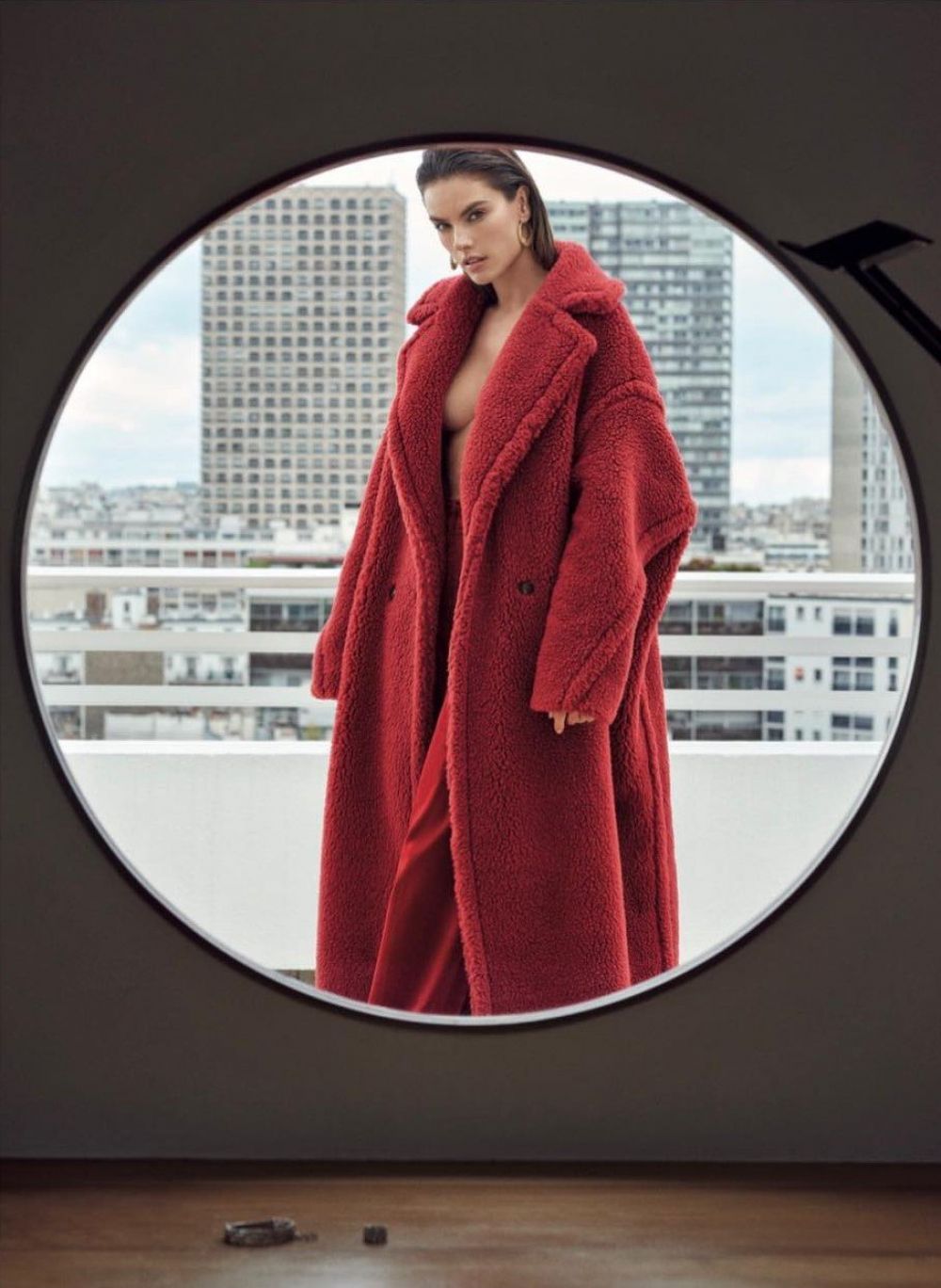 ALESSANDRA AMBROSIO for Vogue Magazine, Portugal January 2018 Issue
