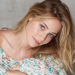 Amanda Leighton Instagram Icon