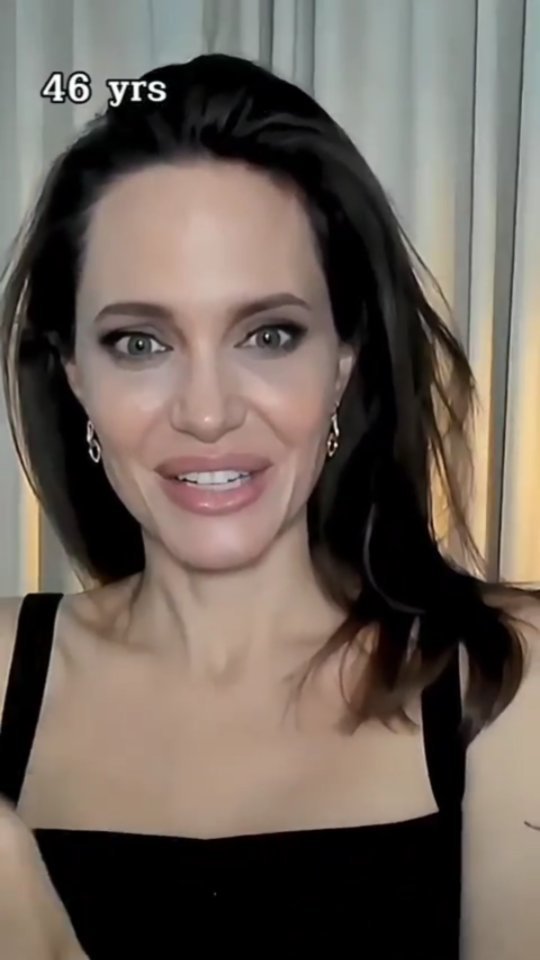 Angelina Jolie instagram post 428151