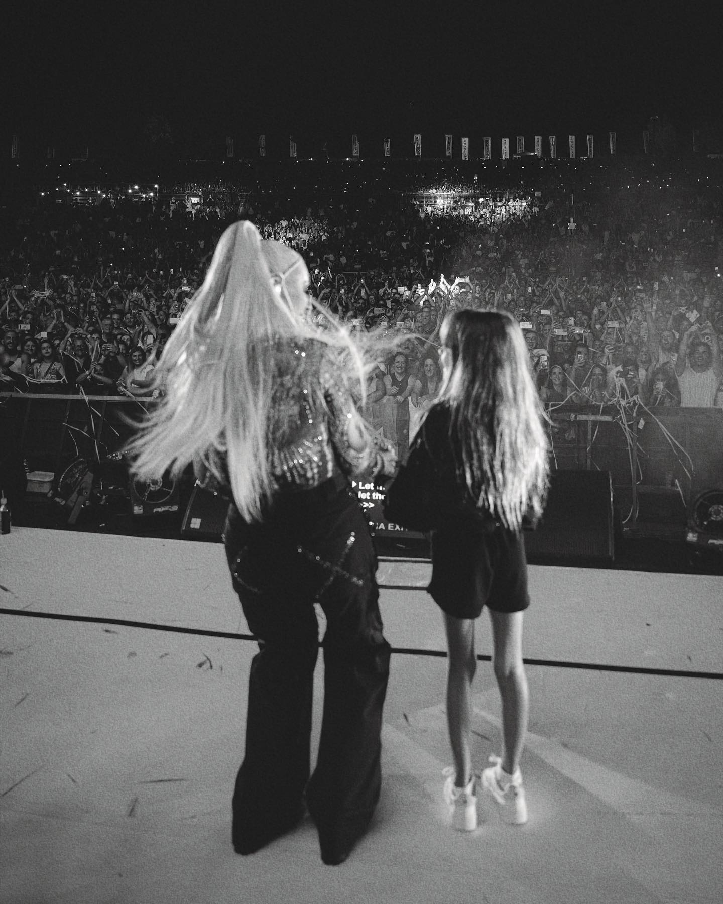 Explore Christina Aguilera's Instagram
